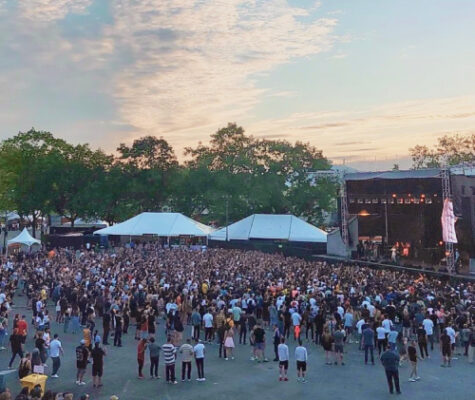 Frame tent, PNE Amphitheatre concerts - Festival event in Vancouver - PNE | guests 301~400 | Hip End Tent | Elevation Tent Rentals